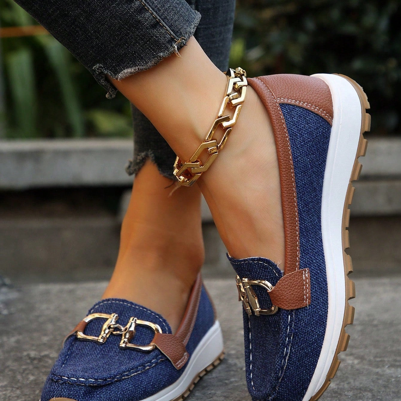 Aoibhín - Buckled Flat Shoes