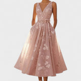 Órla - Sleeveless V-Neck Party Dress