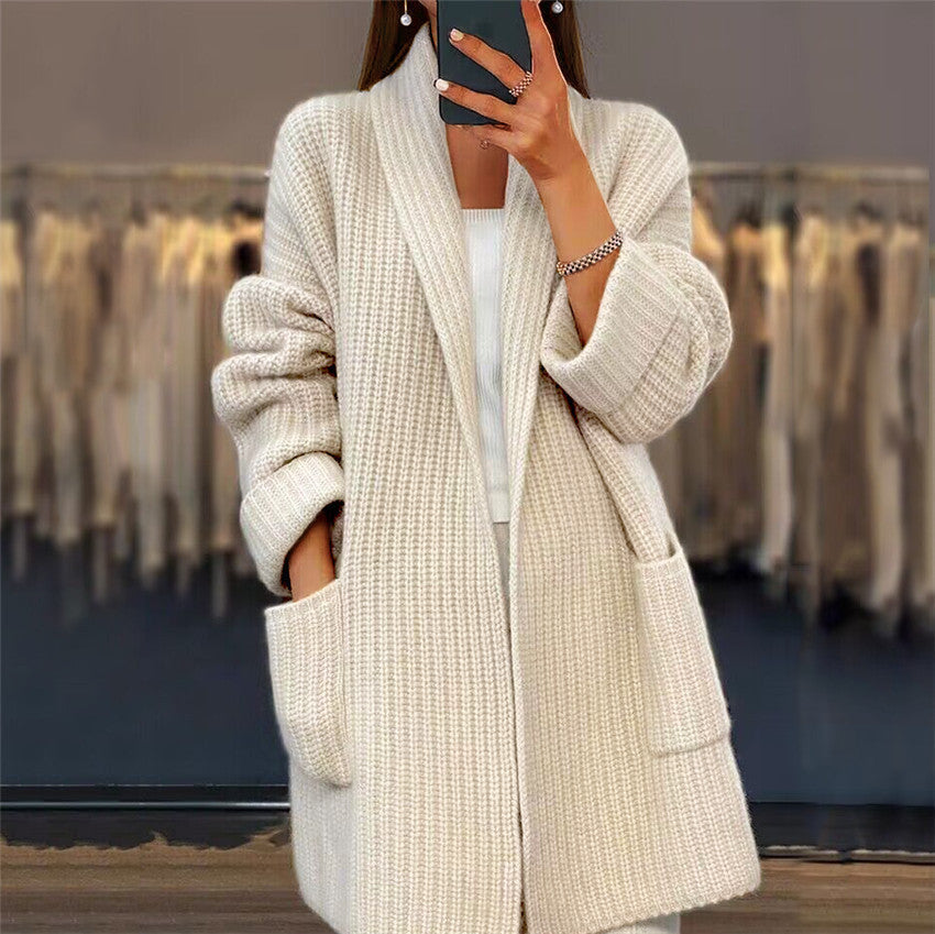 Justine - Cosy Elegance Cardigan