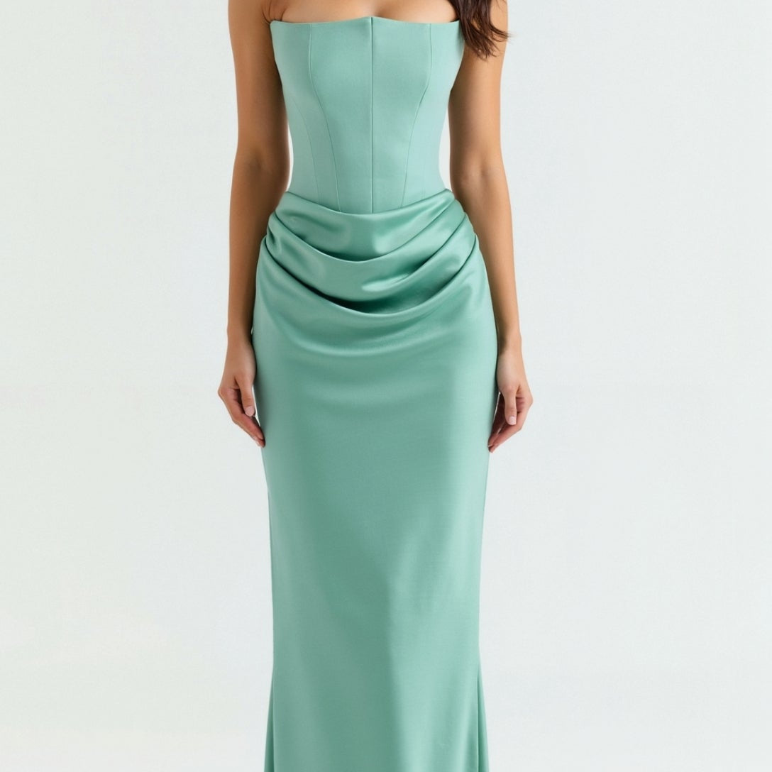 Aveen - Graceful Maxi Dress