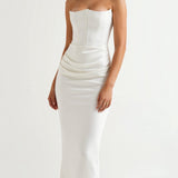 Aveen - Graceful Maxi Dress