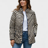Ortrud™ | Steppjacke im Streifen-Wirbel